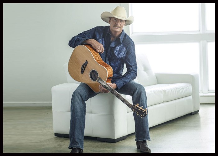 Alan Jackson Opens Up About Battle With Degenerative Nerve Condition