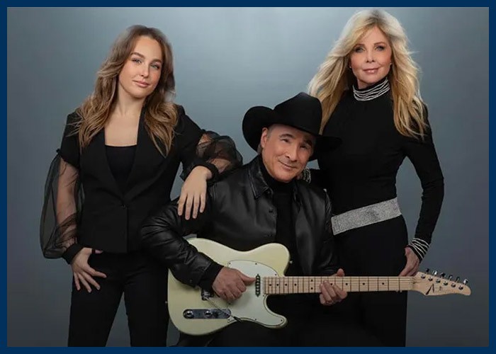Clint Black Announces Year Two Of ‘Mostly Hits & The Mrs.’ Tour