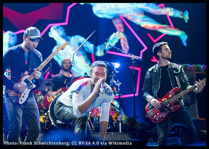 Coldplay’s Chris Martin Speaks Out On ‘Business Sense’ Of Eco-Friendly Touring