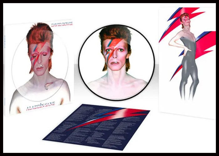 David Bowie’s ‘Aladdin Sane’ To Be Reissued For 50th Anniversary