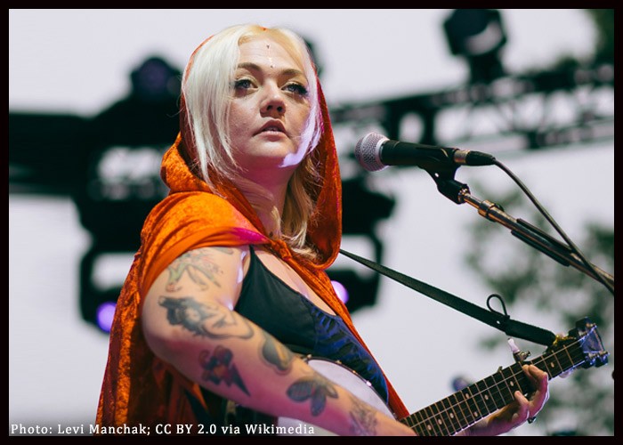 Grand Ole Opry Apologizes For Elle King’s Performance At Dolly Parton Tribute