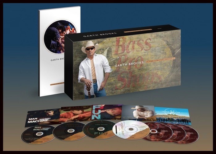 Garth Brooks Announces New Album 'Time Traveler' To Be Included In Upcoming Box Set thumbnail