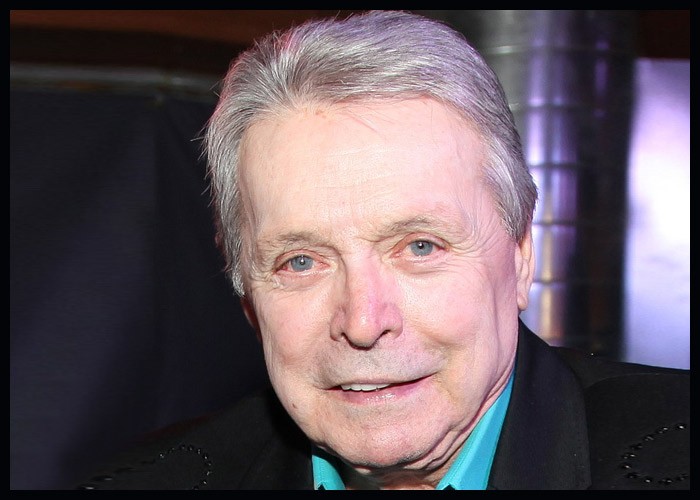 Country Music Legend Mickey Gilley Dead At 86