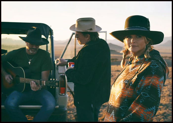 Miranda Lambert’s ‘The Marfa Tapes’ Documentary Coming To Paramount+