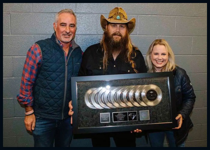 Chris Stapleton’s ‘Tennessee Whiskey’ Certified Diamond