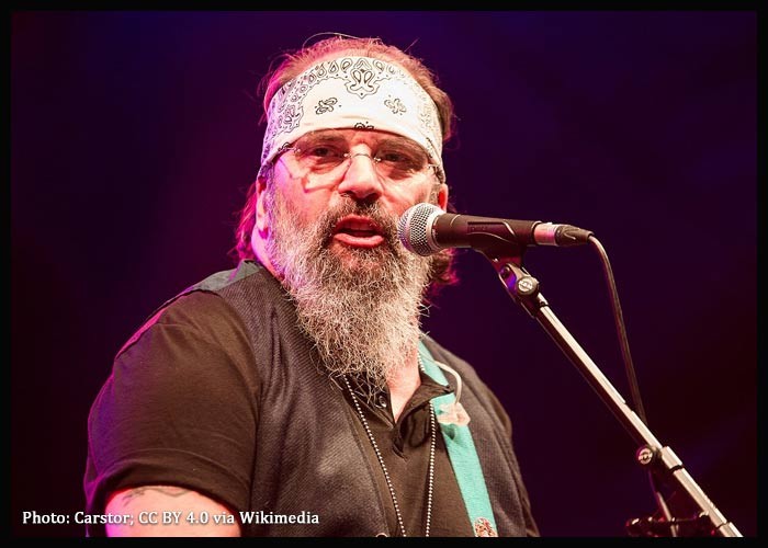 Steve Earle Shares Cover Of Tom Petty's 'Yer So Bad' thumbnail